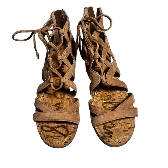 Excellent condition size 5.5 Sam Edelman gladiator sandals- zip heel for ease - Picture 2 of 7